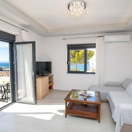 George's * Rethymno