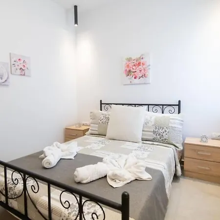 George's * 罗希姆诺