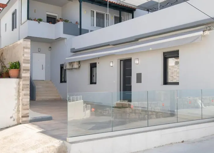 George's Apartament *